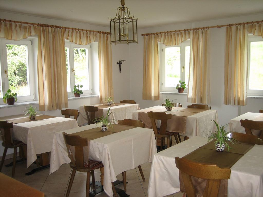 Garni Sonnegg Bed & Breakfast Petersberg Exterior photo